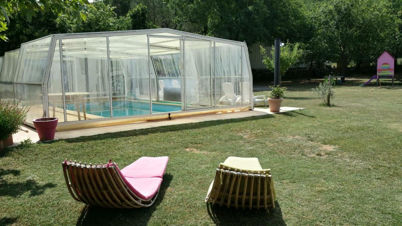 Les Galines Hotel Rians  Buitenkant foto