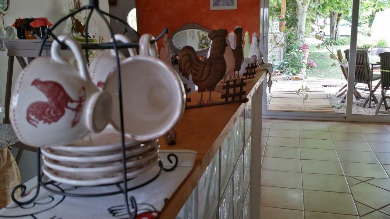 Les Galines Hotel Rians  Buitenkant foto