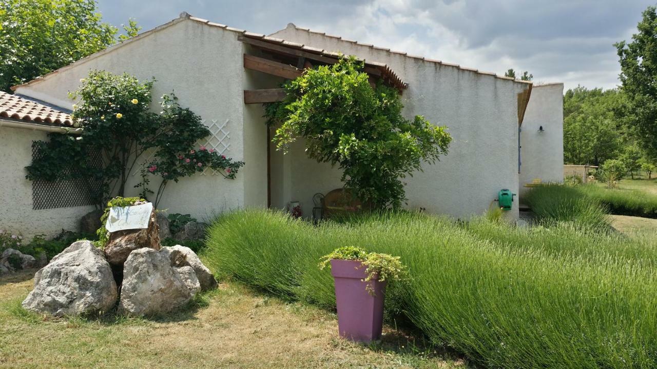 Les Galines Hotel Rians  Buitenkant foto
